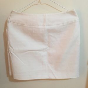 Mini white skirt - side zip two pockets